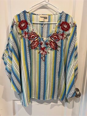 NWT Savanna Jane Top Size S/M - oversized see measurements in photos